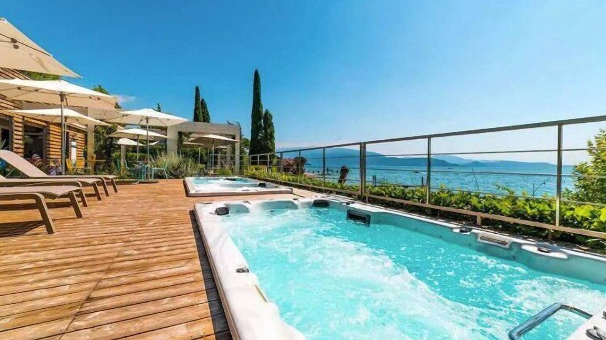 San Felice del Benaco House | Camping Village Piccola Gardiola Mobilehome Baia New Project for 5 persons