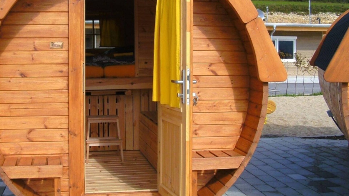 Albstadt RV Rental | Campingfass Standard - Sonnencamping Albstadt