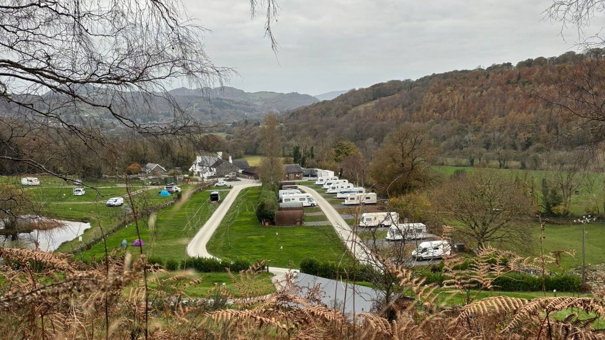 Tabor RV Rental | Campsite close to Dyfi Bike Park,Cader Idris,Mach Loop,Snowdon and Zip World.
