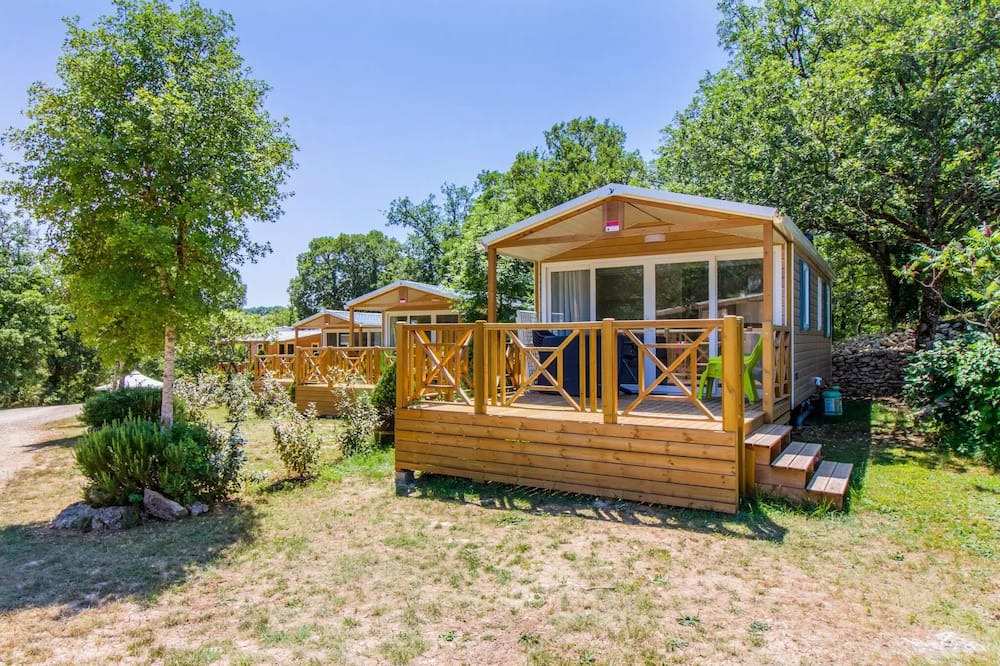 Seniergues House | Campsite Domaine de la Faurie* - PREMIUM mobile home - 2 bedrooms for 4 people
