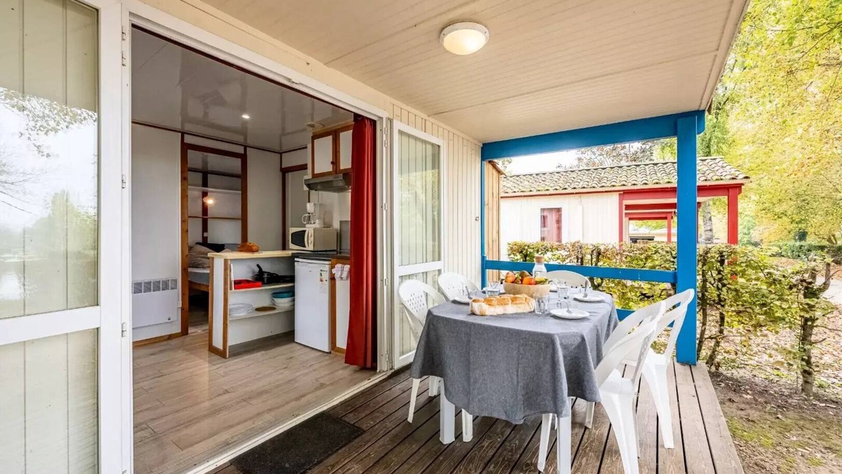 Badefols-sur-Dordogne Ski Chalet | Campsite maeva Getaways Les Bö-Bains * - Chalet Eden 3 Rooms 5 Persons Air-conditioned