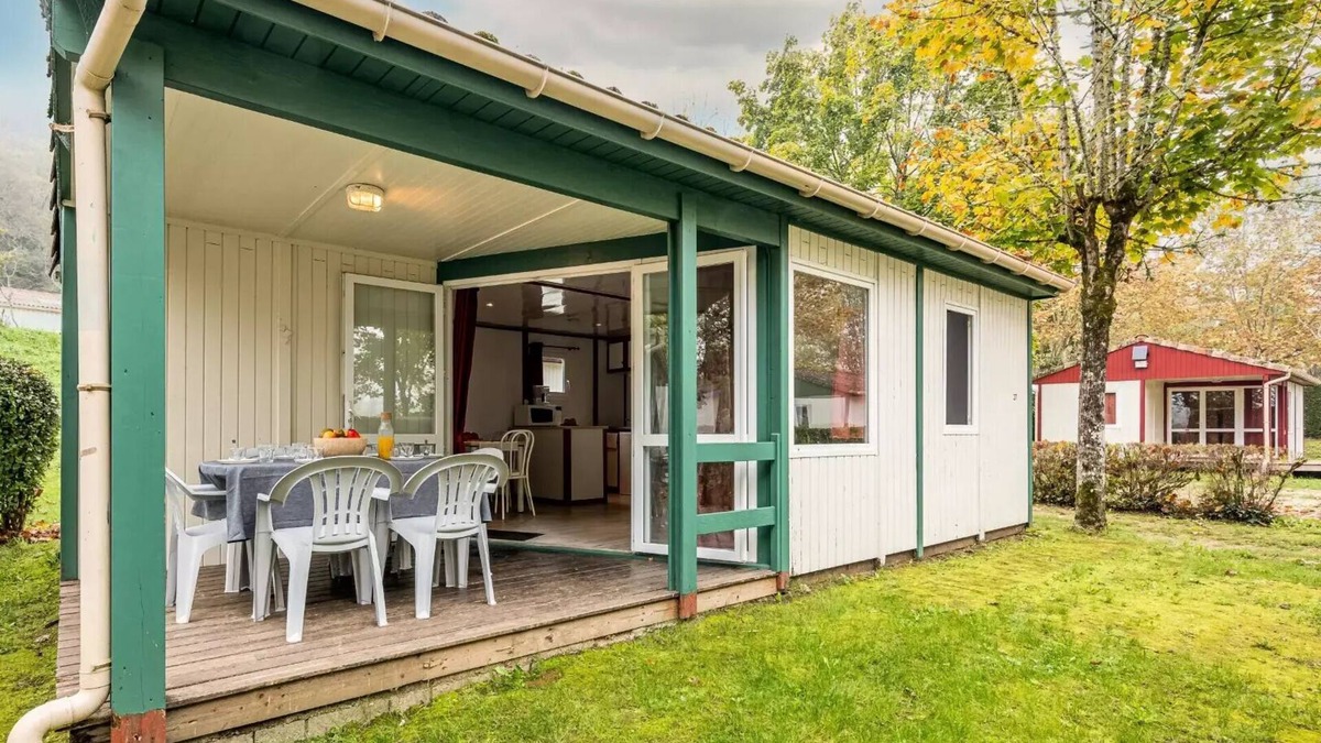 Badefols-sur-Dordogne Ski Chalet | Campsite maeva Getaways Les Bö-Bains * - Chalet Dream Comfort 3 Rooms 4/6 People Air-conditioned