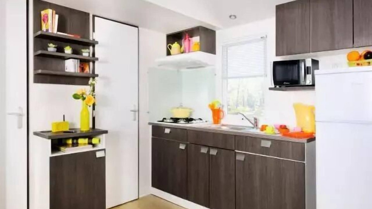 Binic House | Campsite Le Panoramic * - Mobile Home Family 4 Rooms 6 People + TV