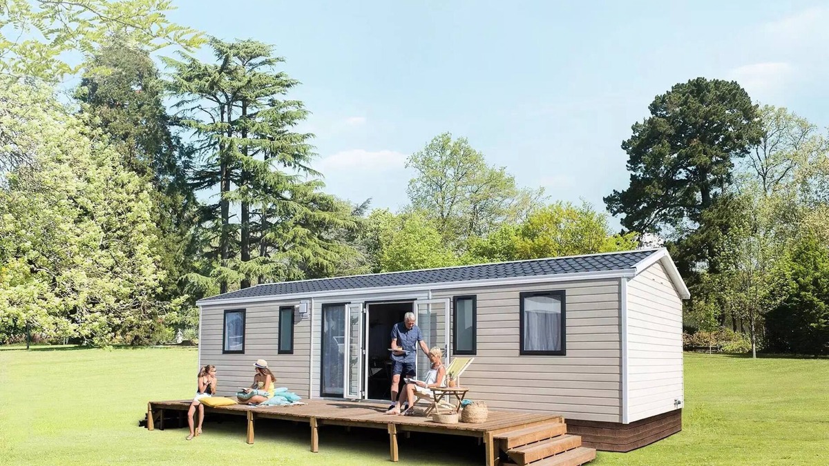 Binic House | Campsite LE PANORAMIC * - MOBILE HOME NIRVANA QUATTRO 4 bedrooms 40m2 with semi covered terrace 8 people
