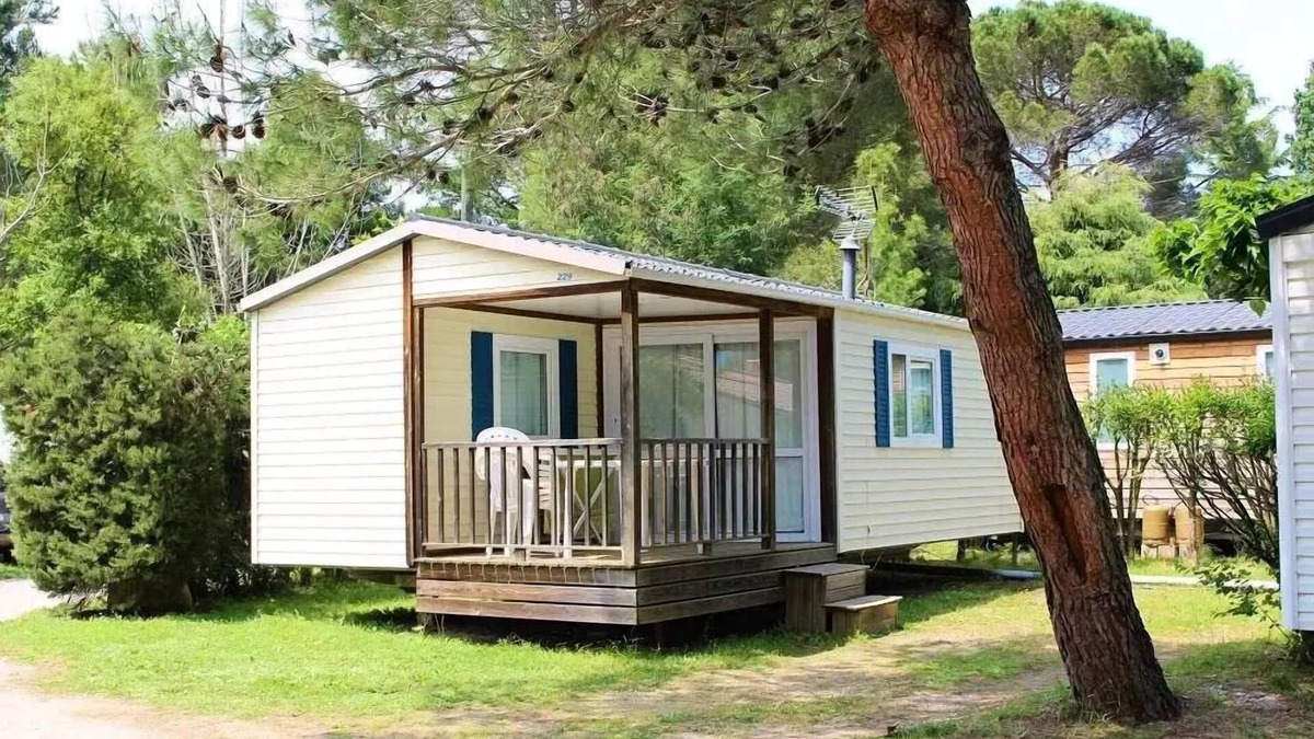 Saint-Jean-Pla-de-Corts House | Campsite Les Casteillets * - Mobile home Standard + 26 m2 - 2 bedrooms 4 people