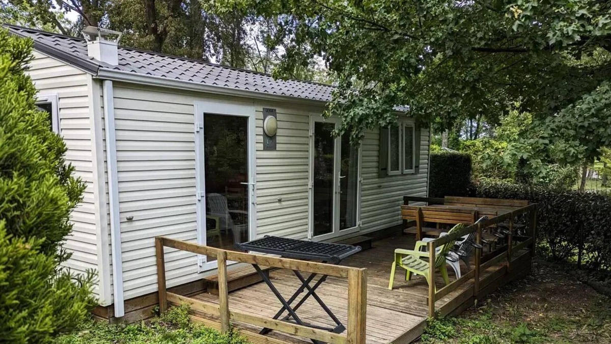 Saint-Leu-dEsserent House | Campsite Le Pré des Moines * - Mobile home CANNELLE + 2 bedrooms 2 to 6 people - 2 pers. included in the tariff