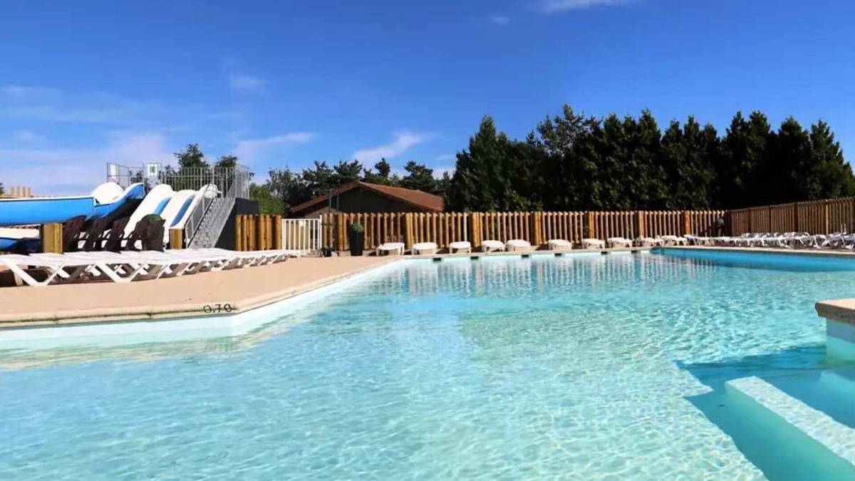 Chastanier House | Campsite Les sous bois du Lac *** - F1 -Gite Ground Floor 4 people