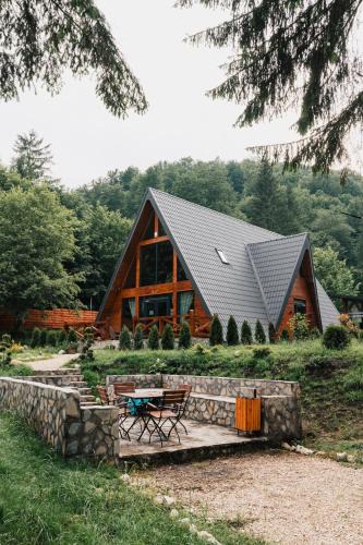 Bughea de Sus House | Campulung Chalet A Frame