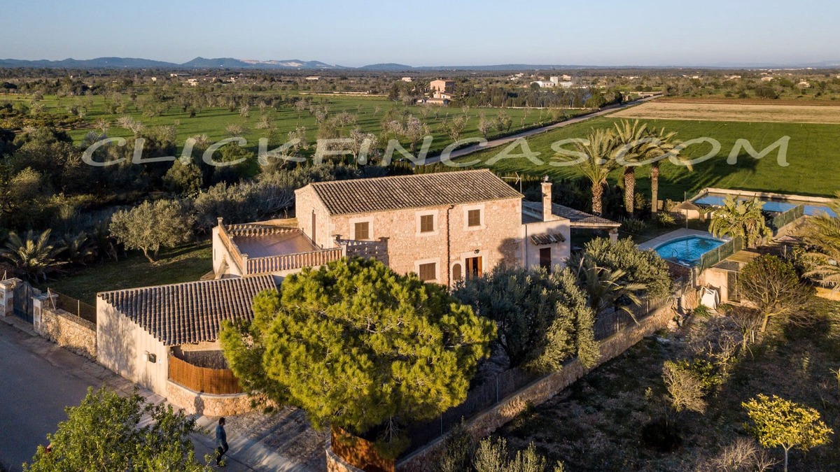 Campos Villa | Can Barret, traditional Mallorcan finca for 9 people with pool