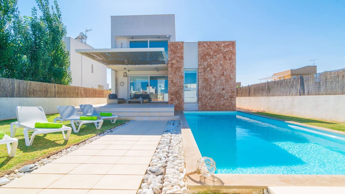 Sa Rapita Villa | CAN BOSQUERRÓ - Villa with sea views in Sa Ràpita. Free WiFi.