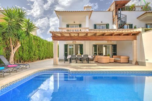 Puig de Ros House | Can Caldero by Rentallorca