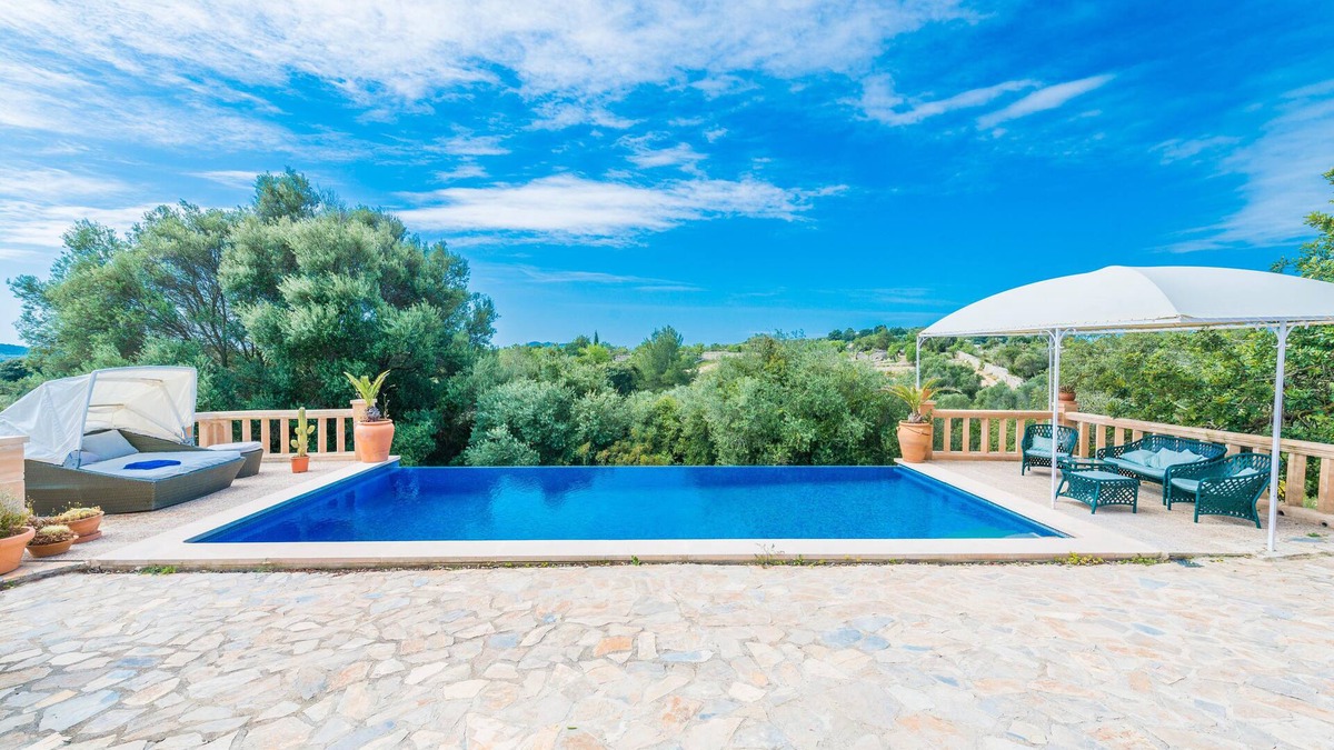 Arta Villa | CAN CANALS - Villa with private pool in Artà. Free WiFi.