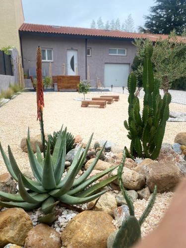 Villelongue-de-la-Salanque House | Can FRANCES - Parking-Garage-2 jardins-Terrasse-BRASERO-MER-Wifi