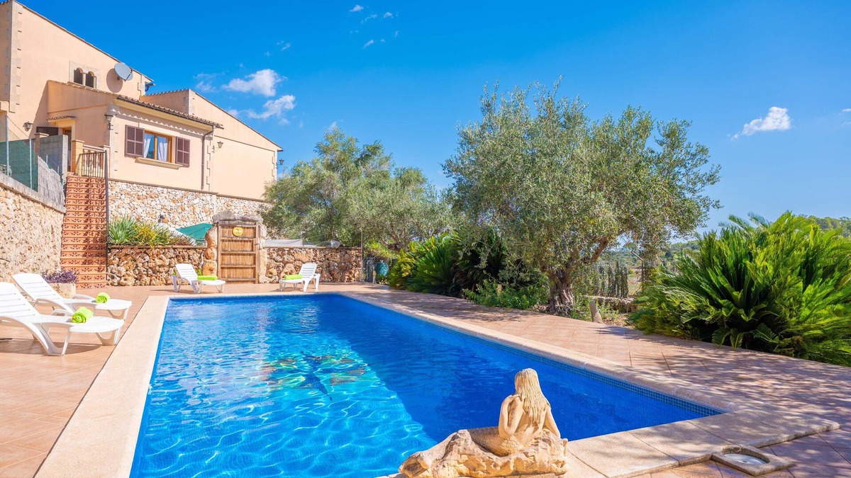 Costitx Villa | Can Kalet - Three Bedroom Villa, Sleeps 6