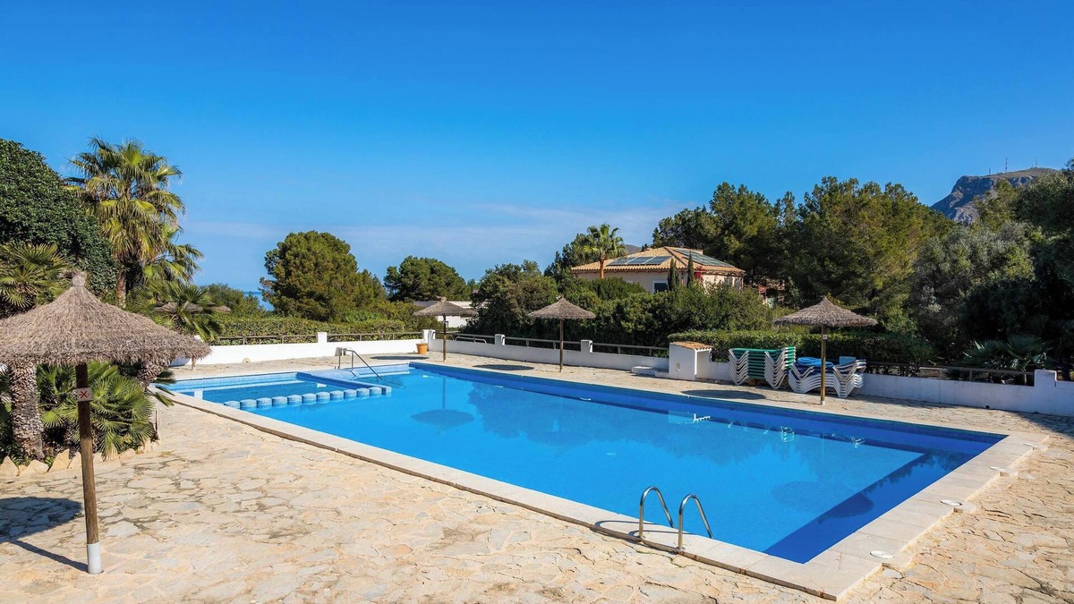 Betlem de Marina House | Can Petit Estel - luxurious villa with shared pool and WIFI