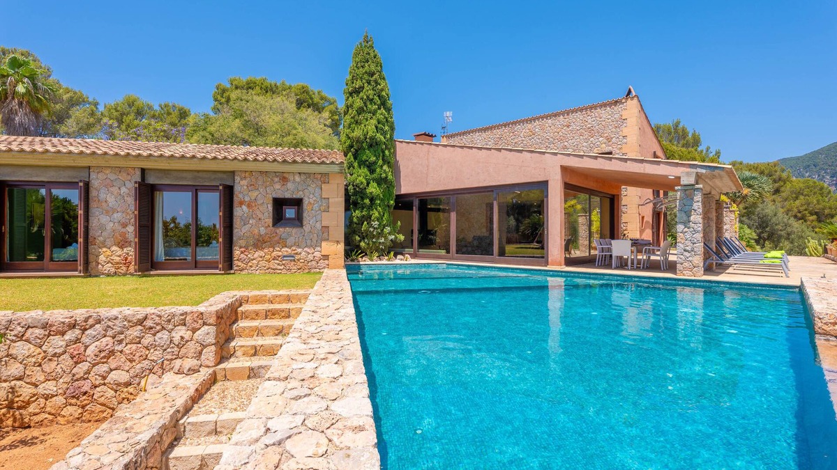 Bunyola Villa | CAN TONI GAT - Villa with private pool and beautiful garden amidst privileged natural surr