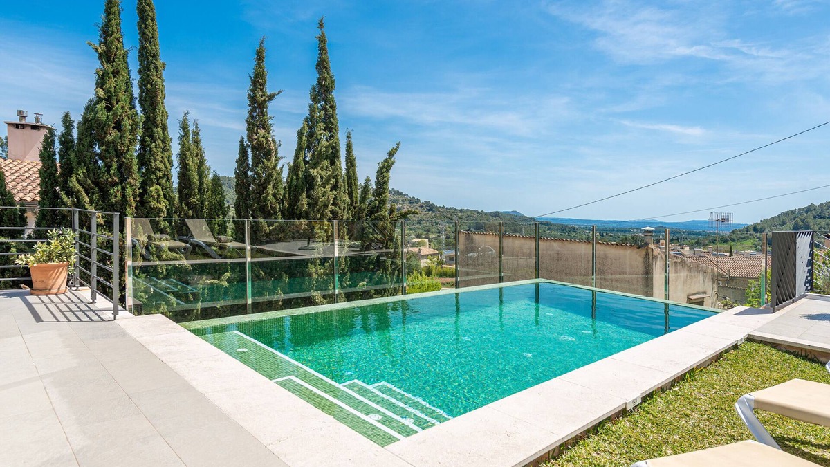 Mancor de la Vall Villa | Can Vicens (Mancor) - Three Bedroom Villa, Sleeps 6