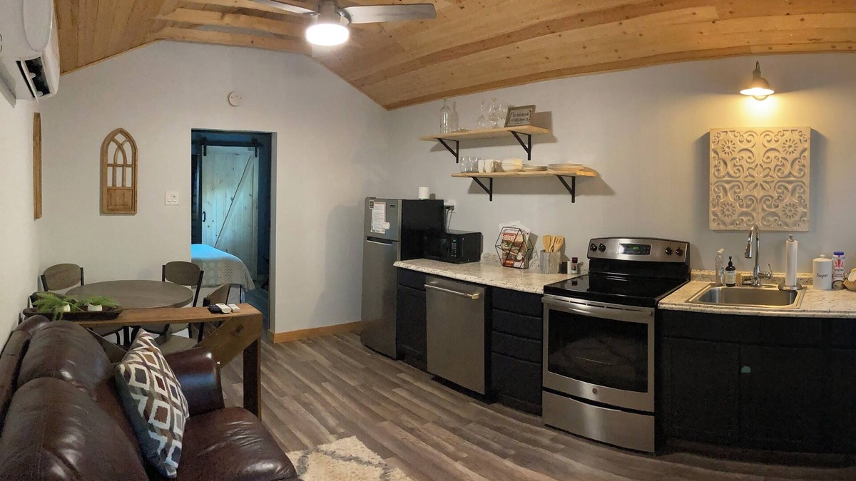 Tyler Cottage | Cana Cottage | Farm Stay