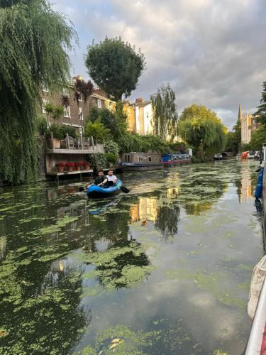 Camden Town with Primrose Hill Boat Rental | Canal Boat in London
