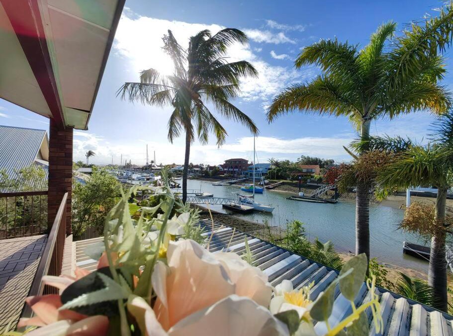Newport House | Canal view getaway in Newport