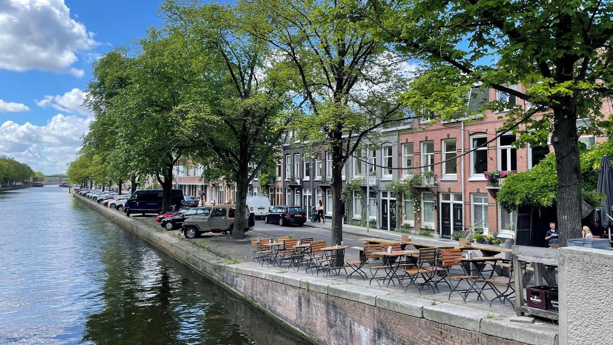 Hoofddorppleinbuurt Bed & Breakfast | Canal View Stay Amsterdam