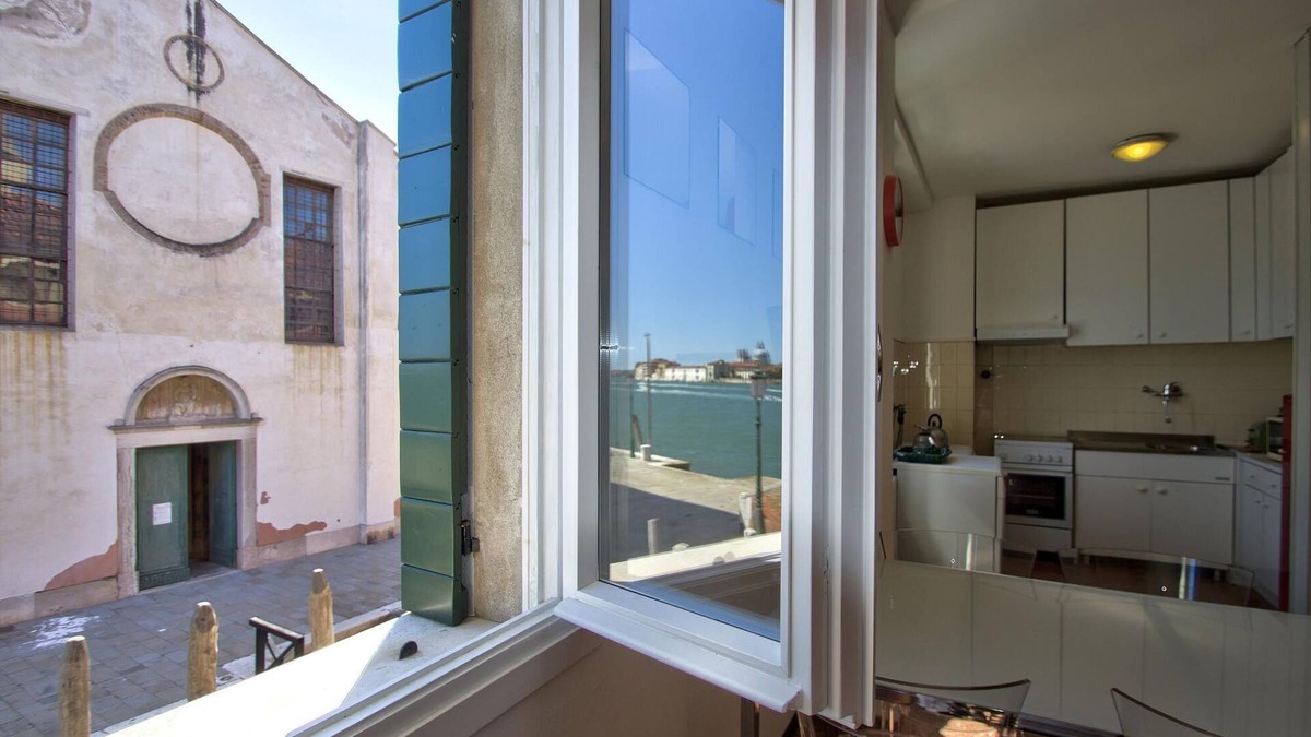 Molina Apartment | CANALVIEW Giudecca, 4pax,2bed, park, wifi