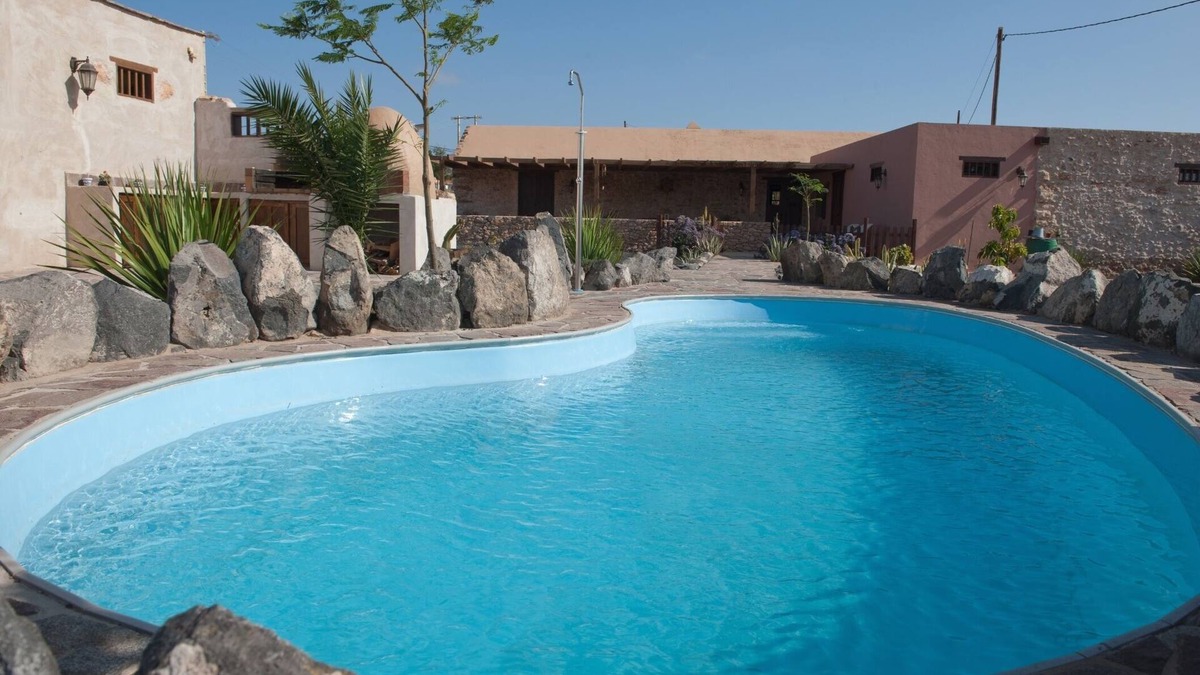 Tuineje Cottage | CANARY HOUSE PRIVATE, POOL HEATED 27th to 28th