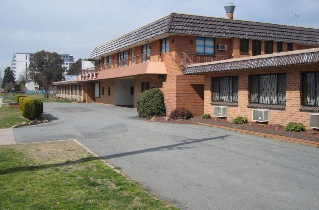 Lyneham Hotel | Canberra Lyneham Motor Inn