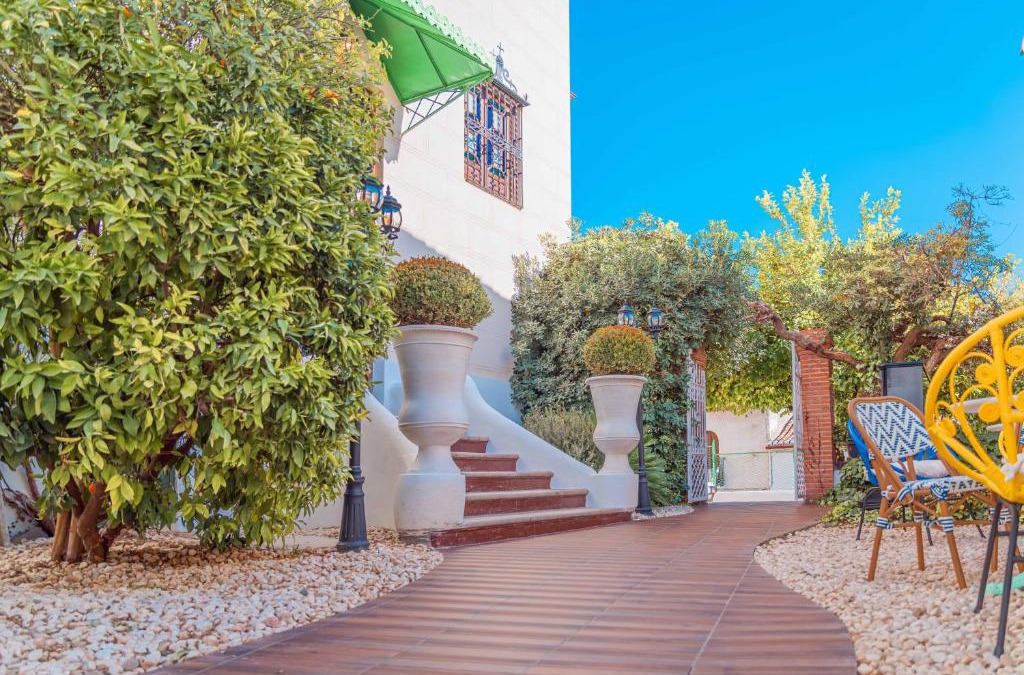 Central District Bed & Breakfast | CANDIL SUITE Realejo