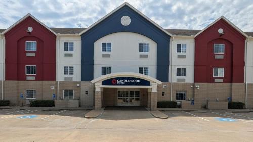 Conway Hotel | Candlewood Suites Conway by IHG