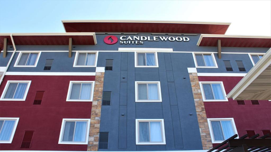Fargo Hotel | Candlewood Suites Fargo South-Medical Center by IHG