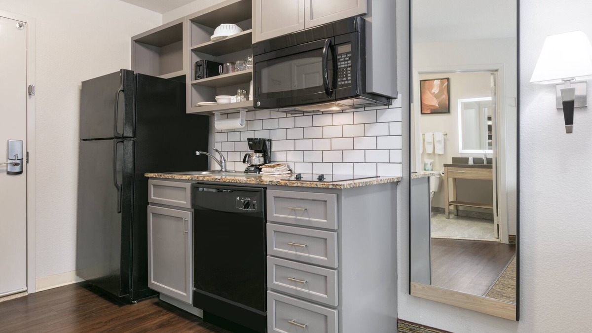 Fort Worth Hotel | Candlewood Suites - Fort Worth/West by IHG