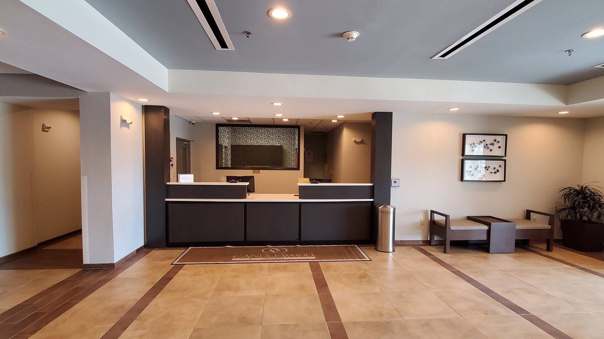 Lake Charles Hotel | Candlewood Suites Lake Charles South by IHG