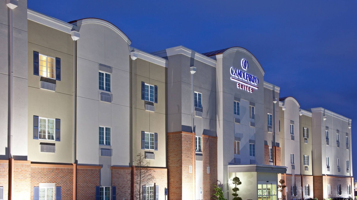 League City Hotel | Candlewood Suites League City by IHG
