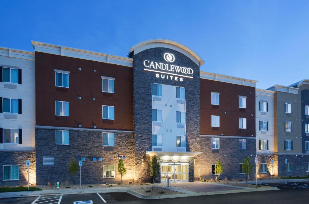 Longmont Hotel | Candlewood Suites Longmont - Boulder Area by IHG