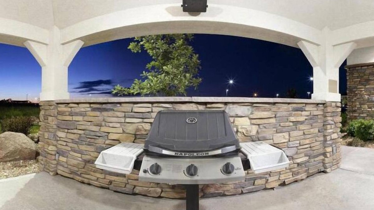 Loveland Hotel | Candlewood Suites Loveland by IHG