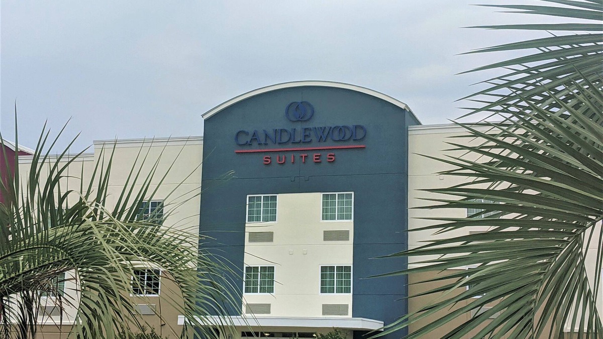 Macon Hotel | Candlewood Suites Macon by IHG