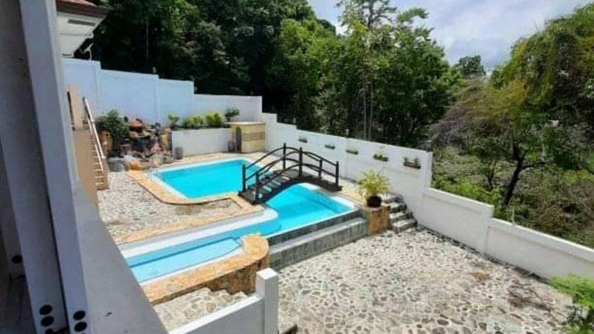Dalaguete Villa | Canoy's Mansion Apartelle in Dalaguete Cebu