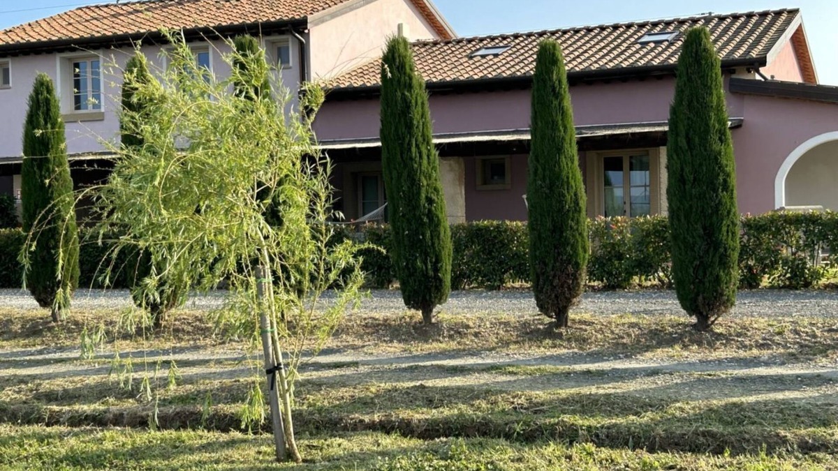 Cecina Apartment | Cantine, two-bedroom terraced house PLUS