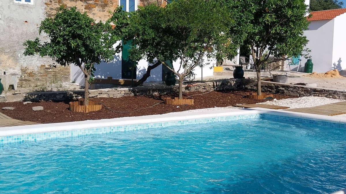 Terena House | Cantinho de Terena - Smells of the Earth | Family House with Pool and Tradition