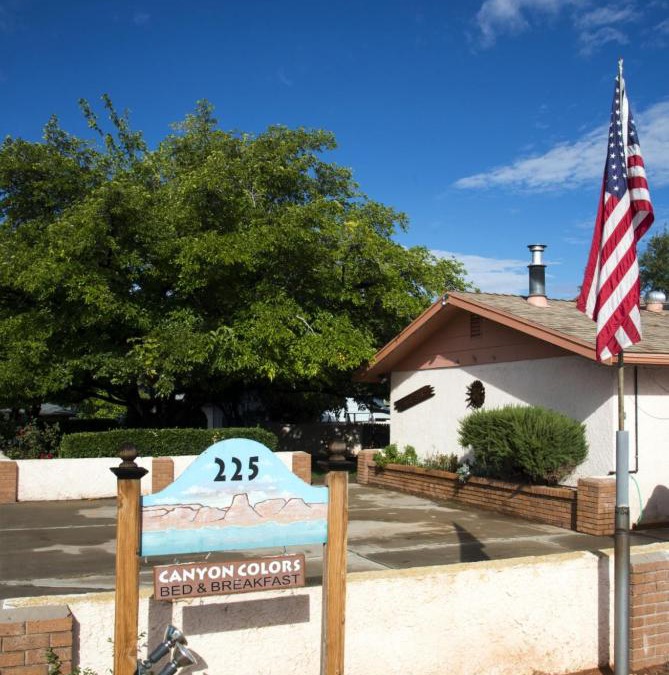 Page Bed & Breakfast | Canyon Colors Bed and Breakfast