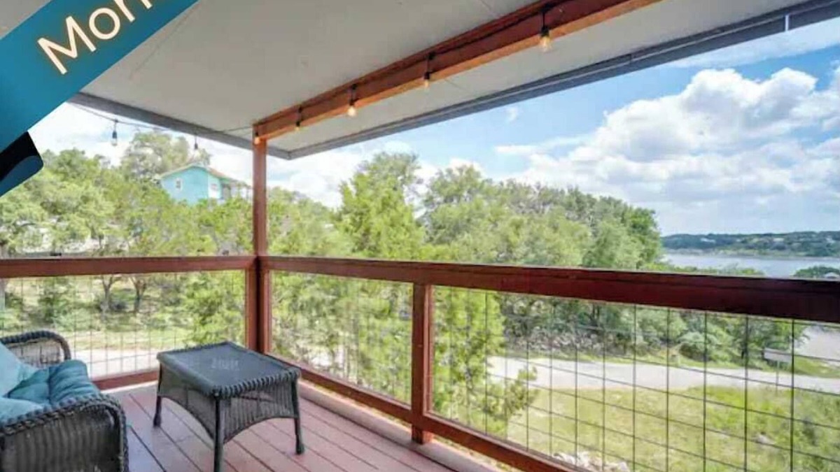 Canyon Lake House | Canyon Springs Cove in Canyon Lake, on boat ramp