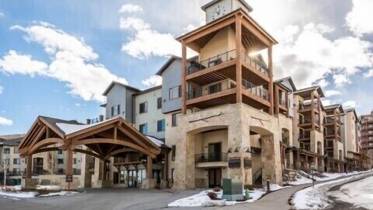 Park City Condo | Canyons Village Silverado new renovation. Owner managed and rarely rented.
