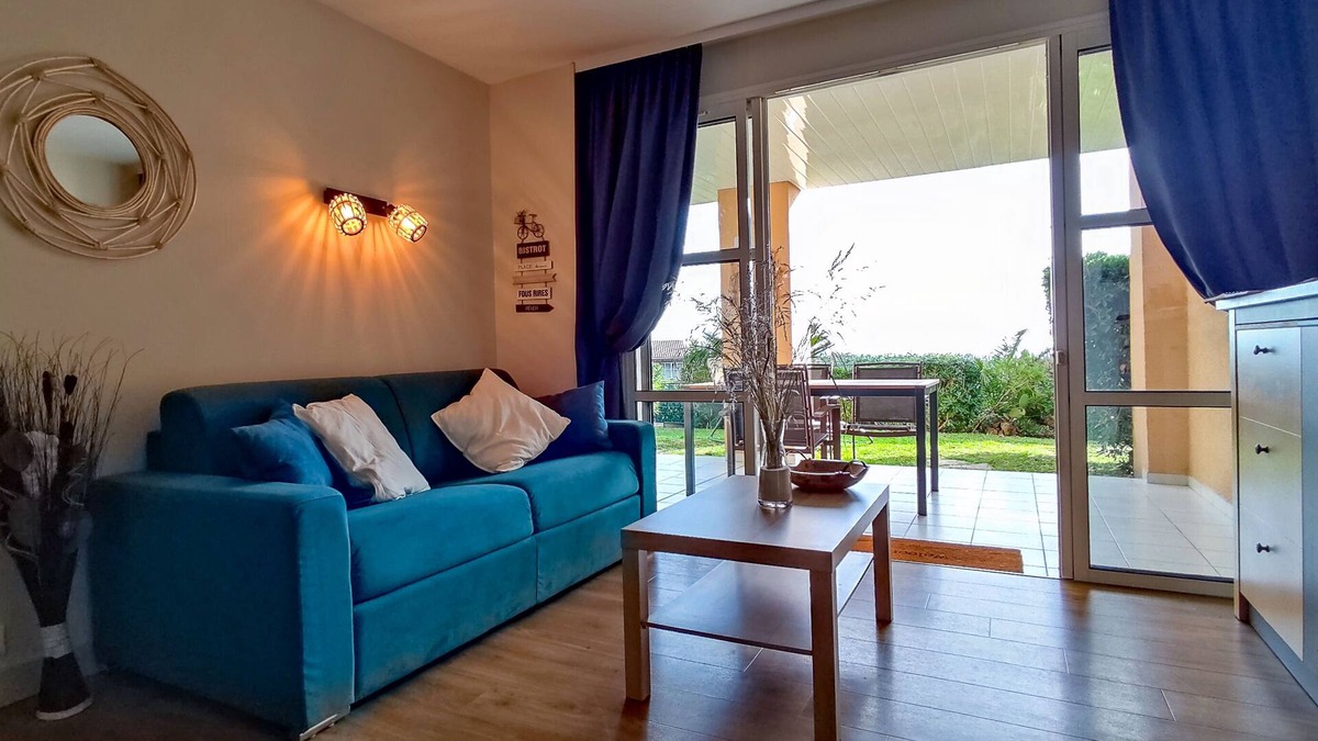 Cap Esterel Apartment | Cap Esterel - Murmure d'Azur, T2 Climatisé avec Belle Vue Mer et Grande Terrasse