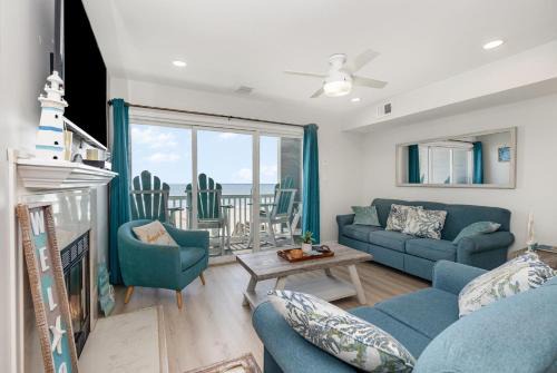 Surfside Beach House | Cape Cottages 204