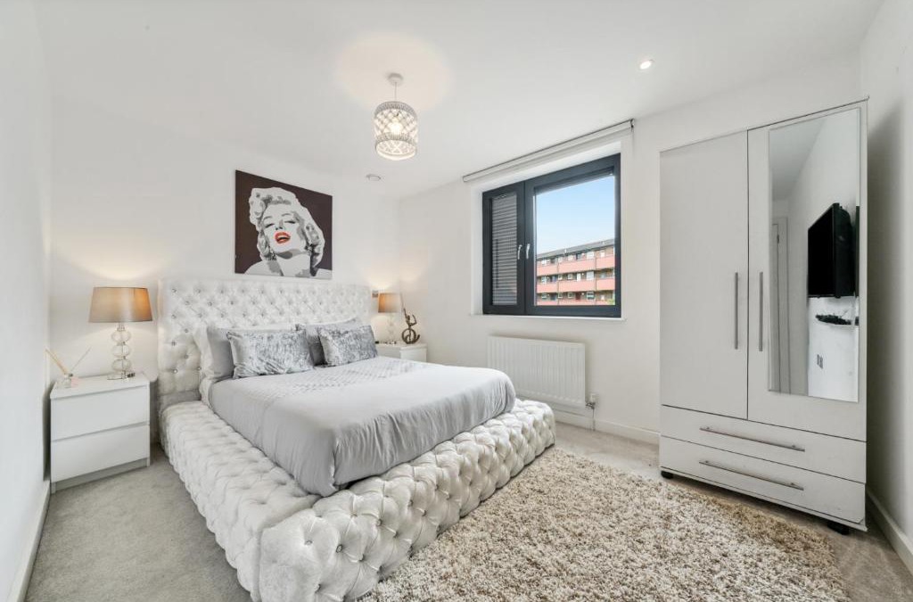Rotherhithe Apartment | CAPE Modern City 2 Bed Apartment London Canada Water Deptford Greenwich