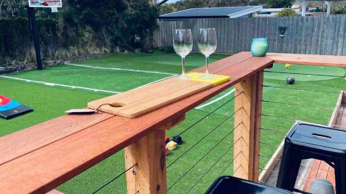 Capel Sound House | Capel Grand Villa - Pet-Friendly Beach Escape