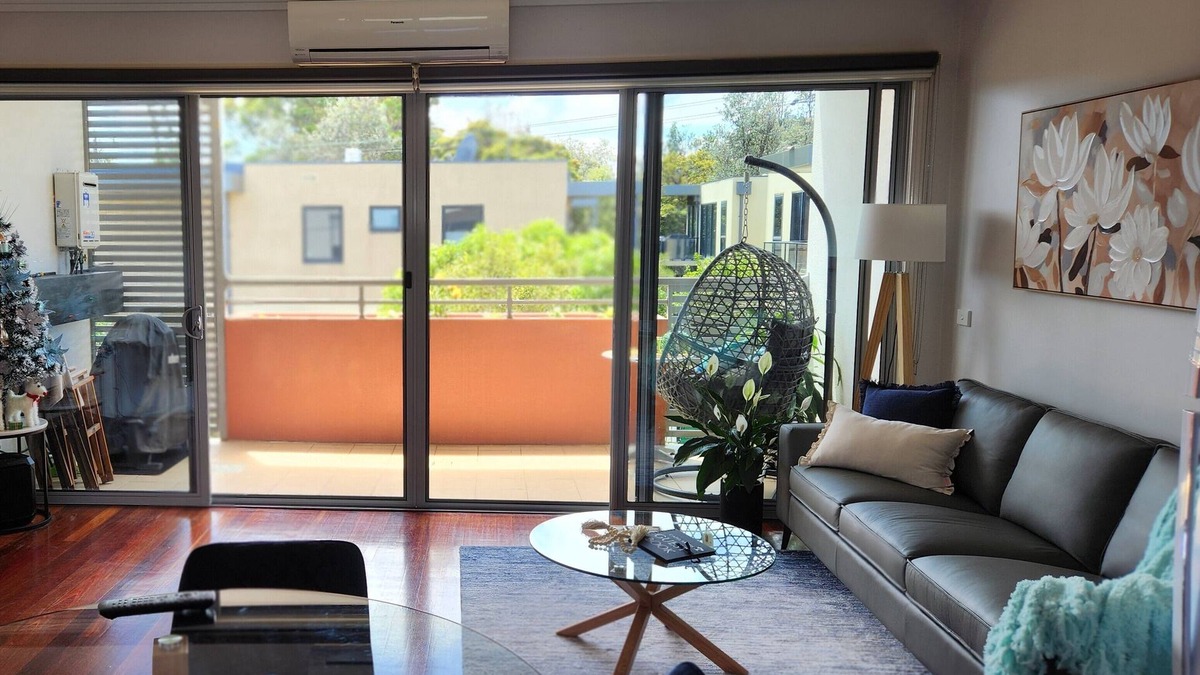 Capel Sound Apartment | Capel Sands Beachfront Apartment