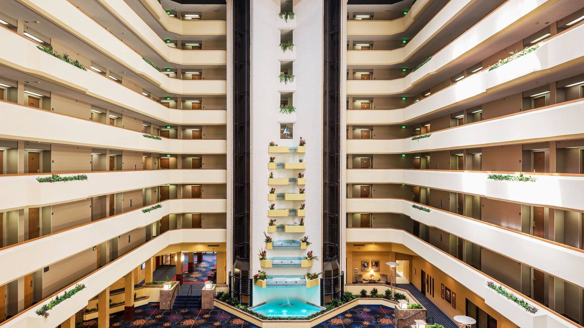 Jefferson City Hotel | Capitol Plaza Hotel Jefferson City