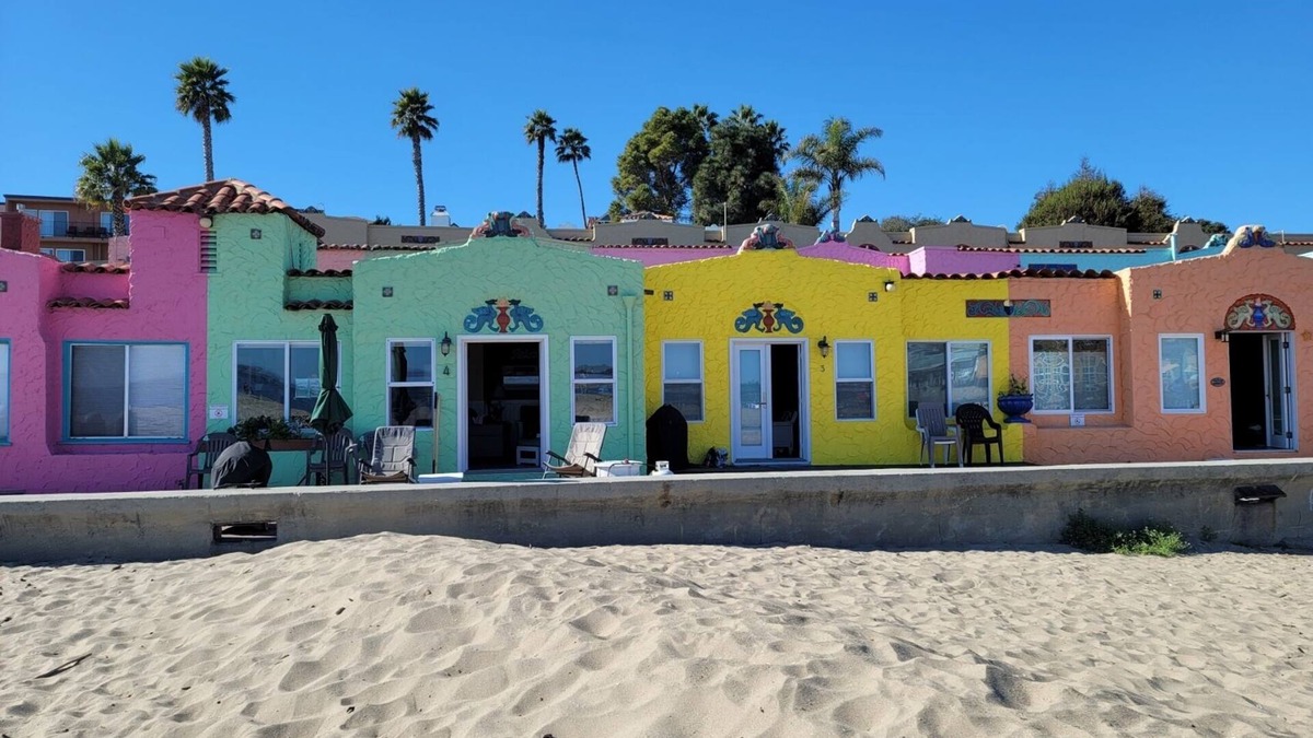 Capitola Condo | Capitola Venetian (Mouse House) - Beach front - Unit #3